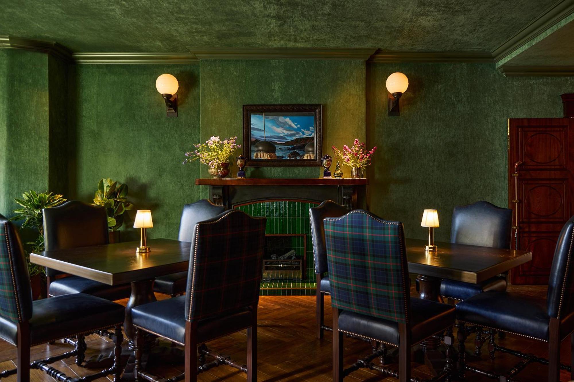 Portrush Adelphi Hotel ภายนอก รูปภาพ