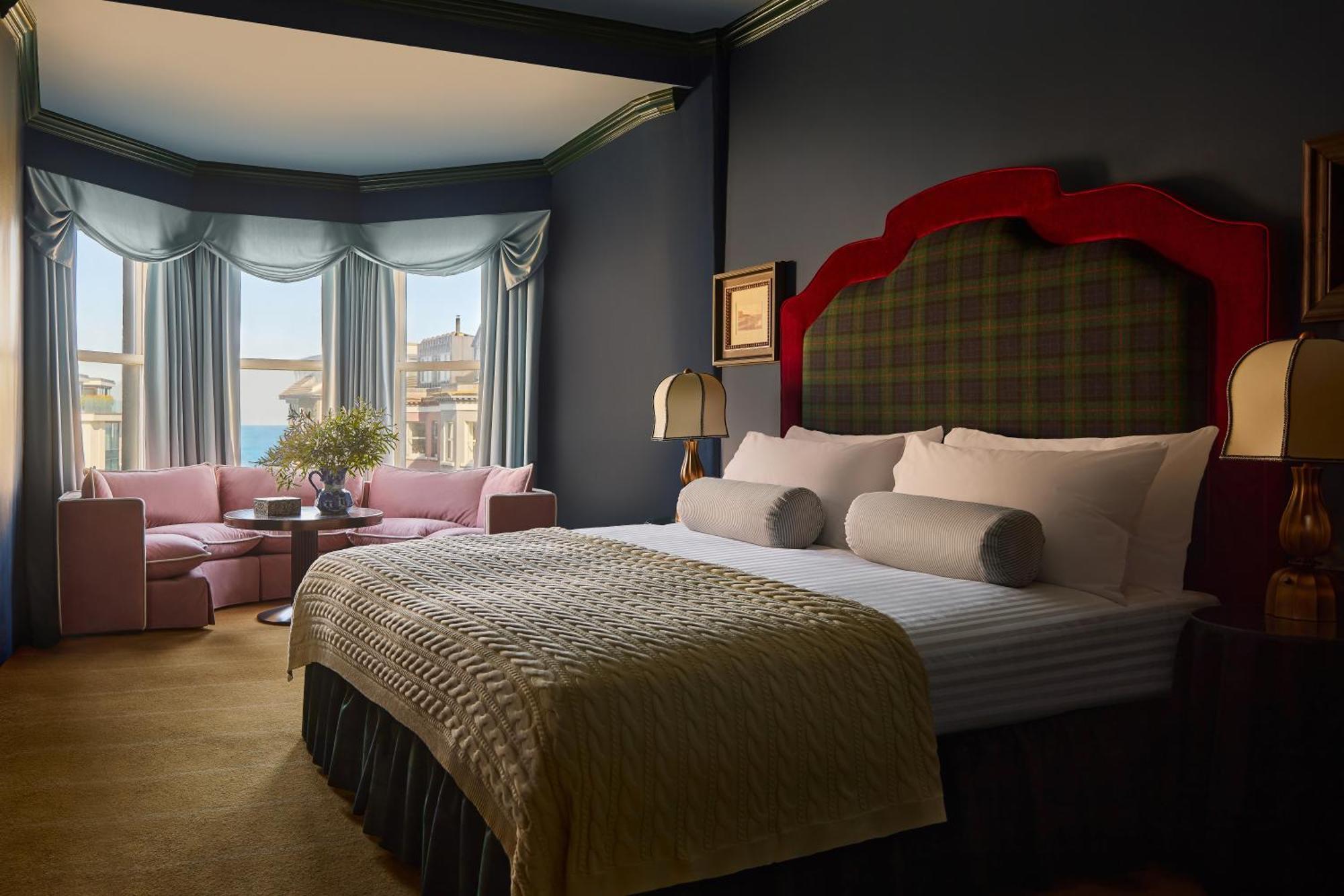 Portrush Adelphi Hotel ภายนอก รูปภาพ